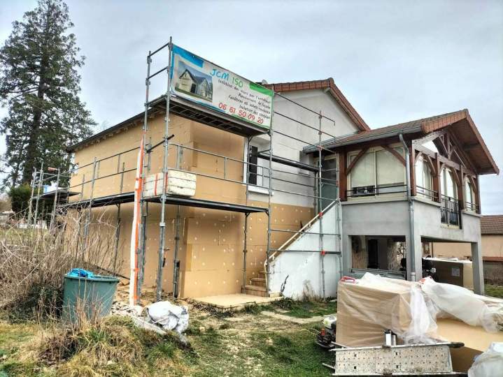 Rénovation énergétique avec isolation extérieure à Lyon